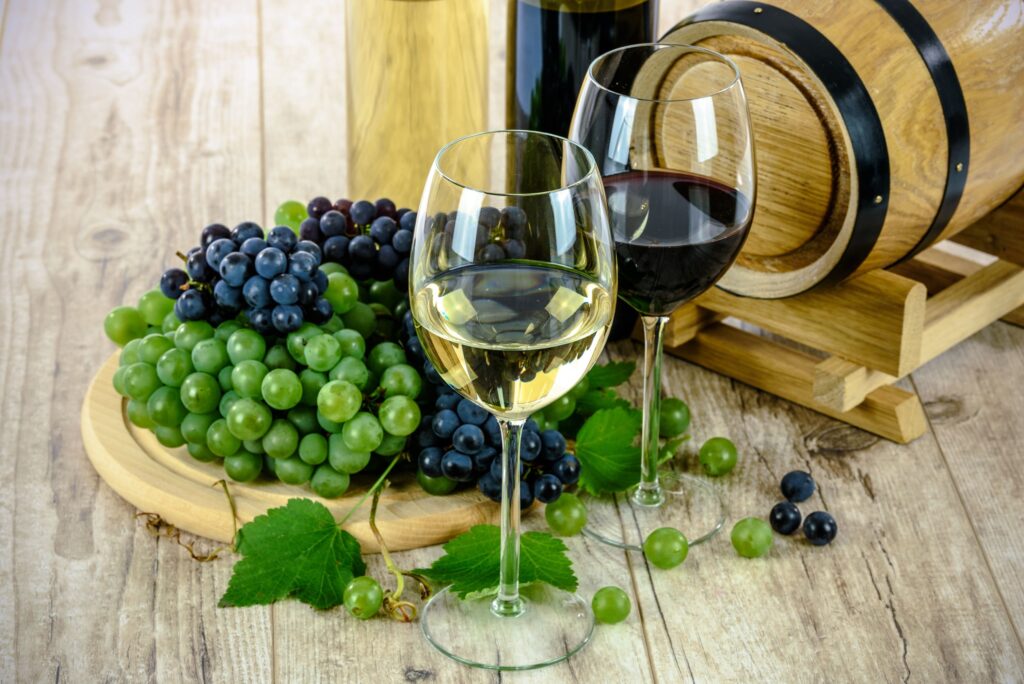 Proper Wine Storage Tips Red and White Glasses